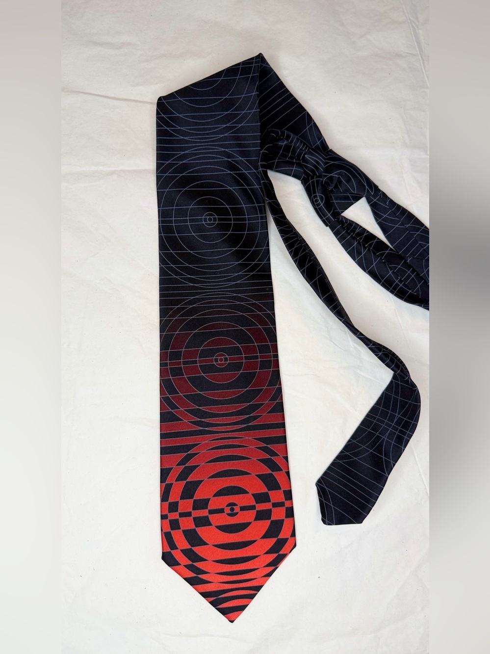 Men's Black and Red Target-Pattern Silk Tie